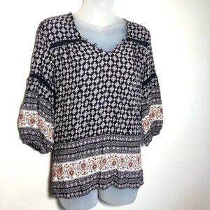JAPNA BLACK/WHITE CROCET ACCENT HAND MADE IN INDIA 3/4 SLEEVE BLOUSE SMALL-EUC